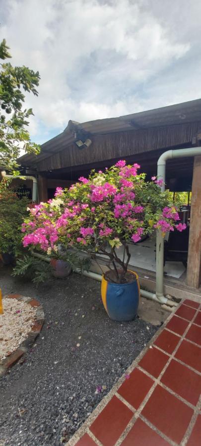 Hotel Sol Y Mar Curumani ภายนอก รูปภาพ