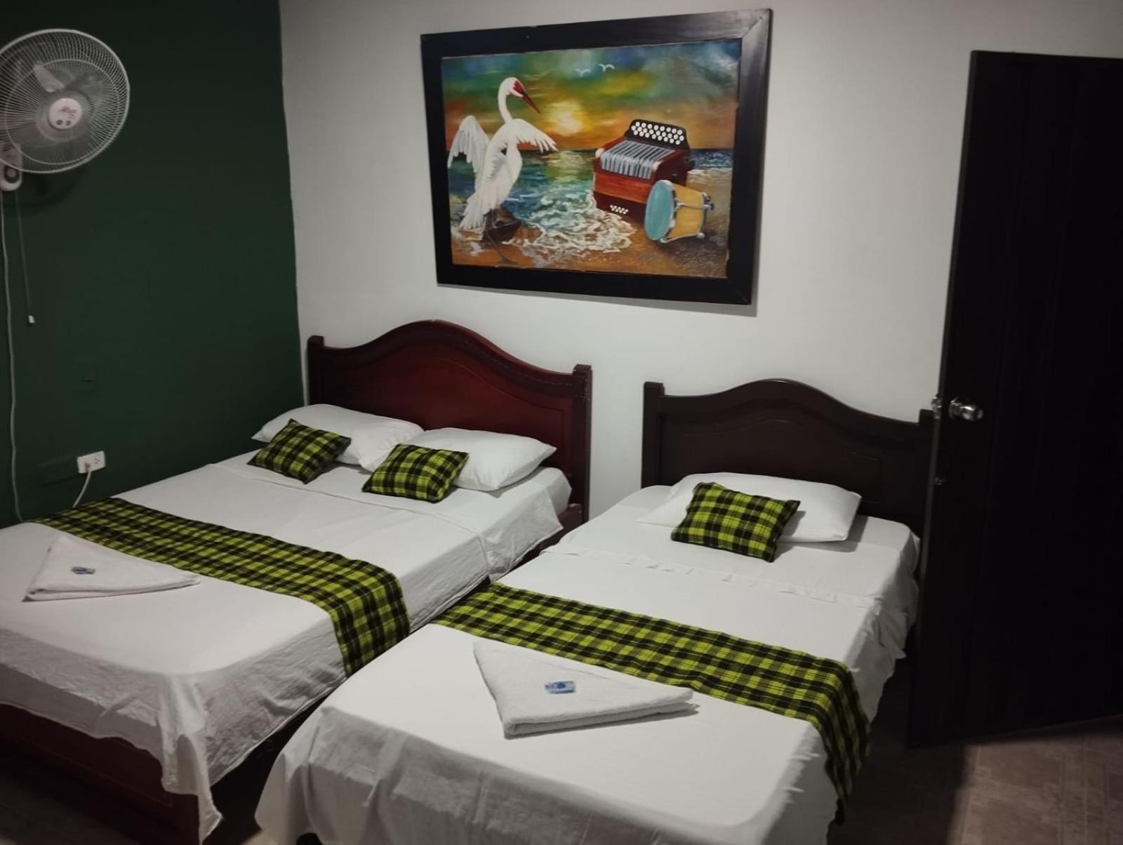 Hotel Sol Y Mar Curumani ภายนอก รูปภาพ