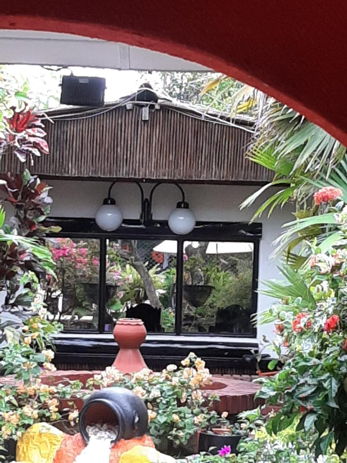 Hotel Sol Y Mar Curumani ภายนอก รูปภาพ