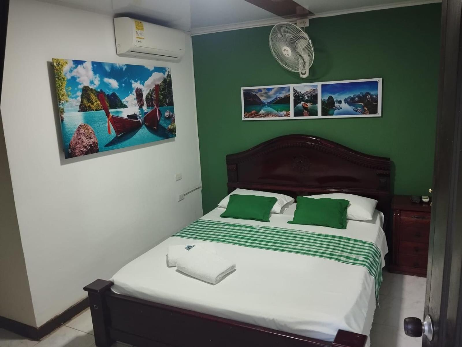Hotel Sol Y Mar Curumani ภายนอก รูปภาพ
